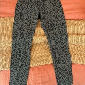 Athleta Black Leopard Print Leggings